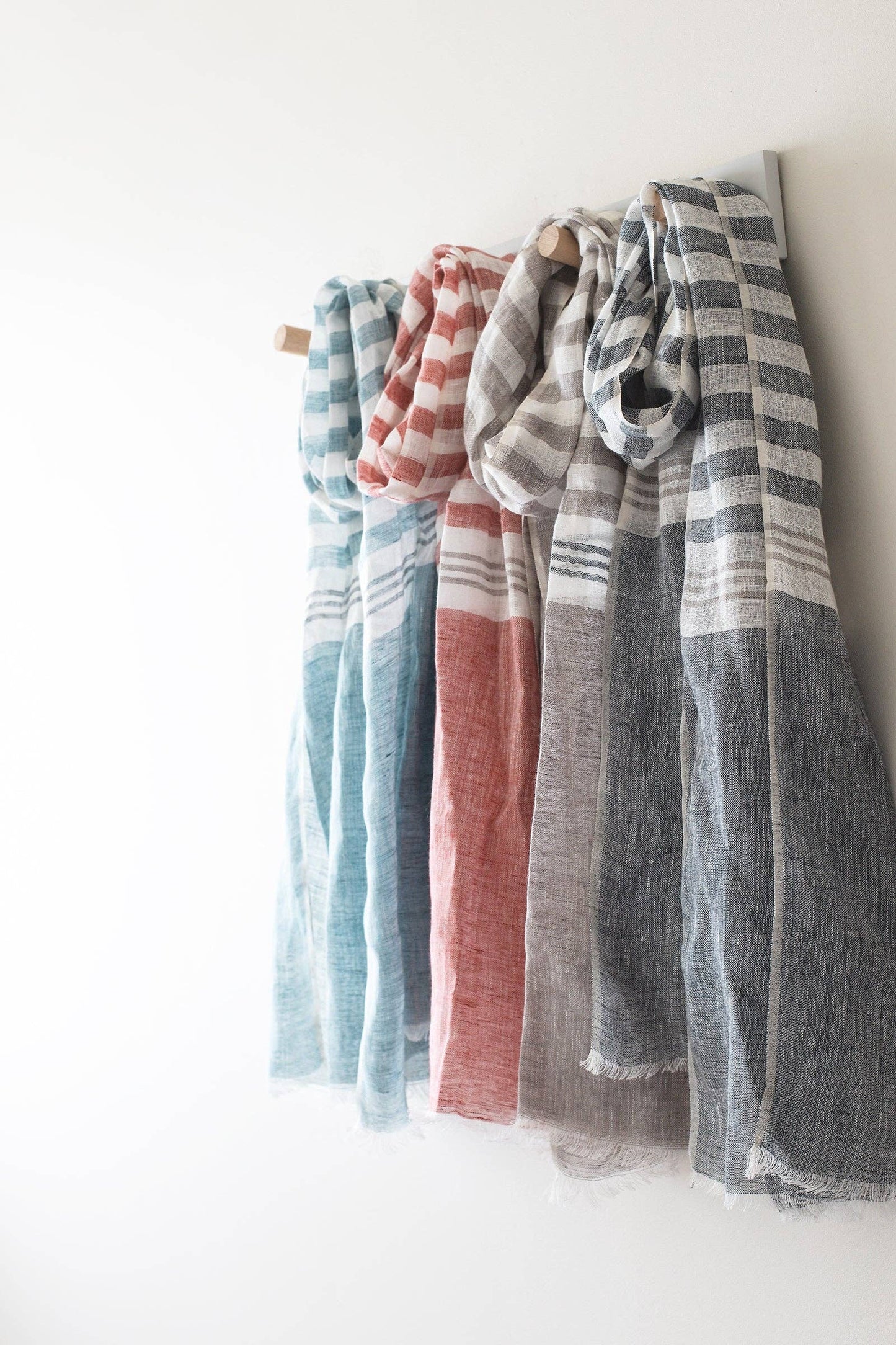 Hand Loomed Linen Scarf - Sand Stripes
