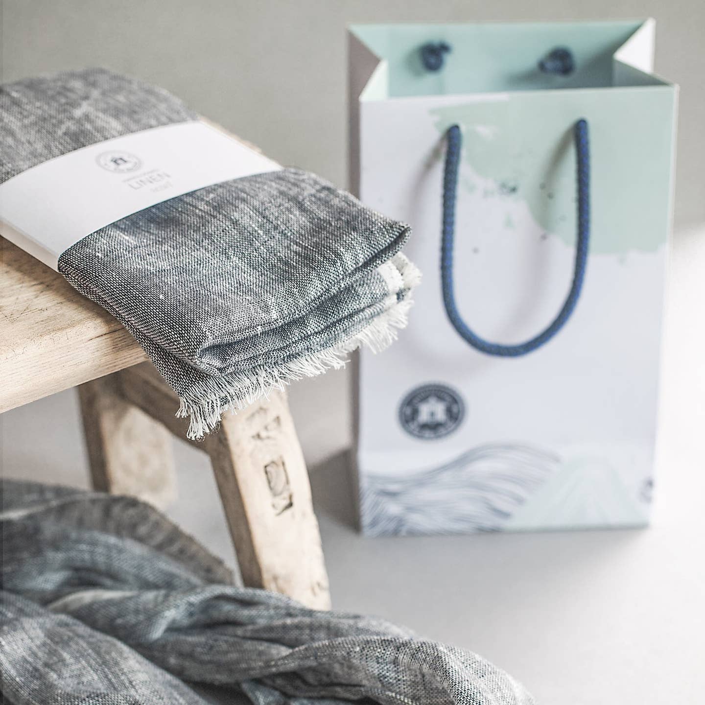 Handloomed linen scarf